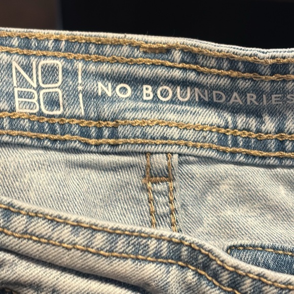No Boundaries denim skort size 7 - Picture 5 of 6